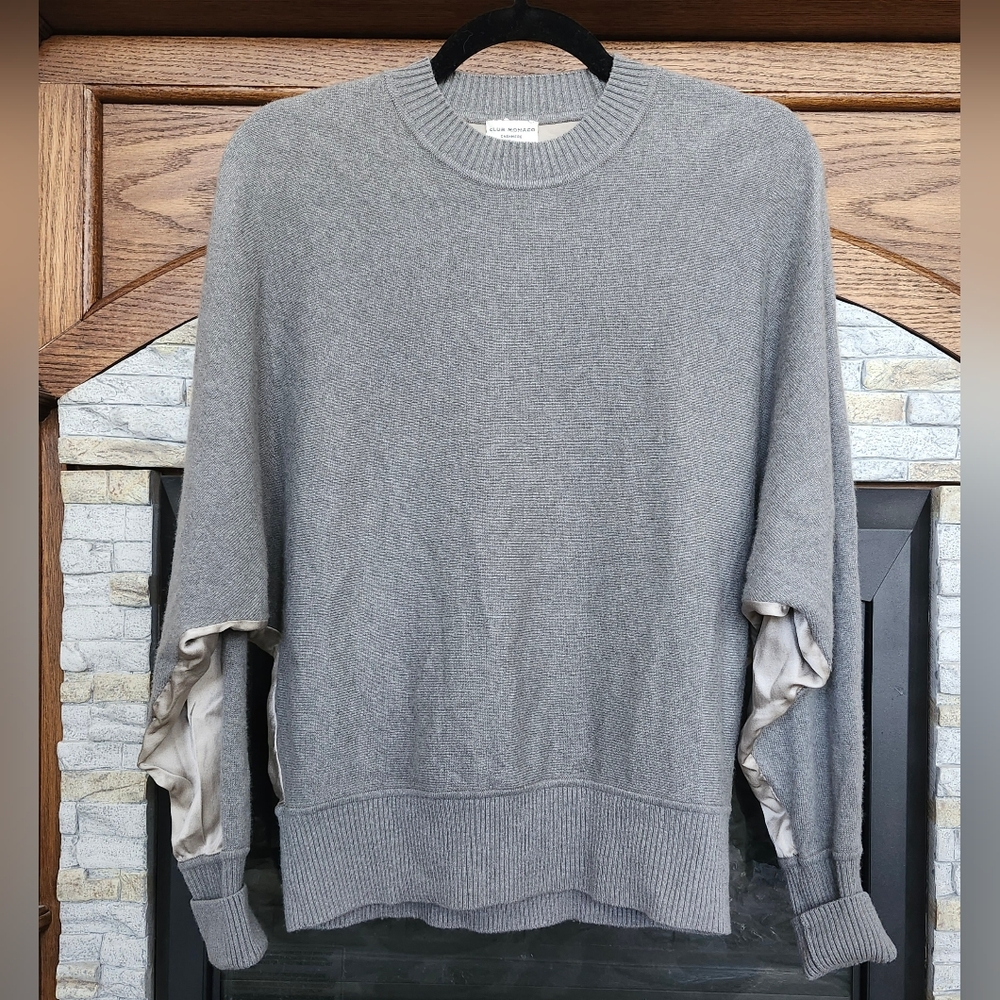 Club Monaco Cashmere Front & Silk Back, Batwing Sleeve Sweater, Women's Size M